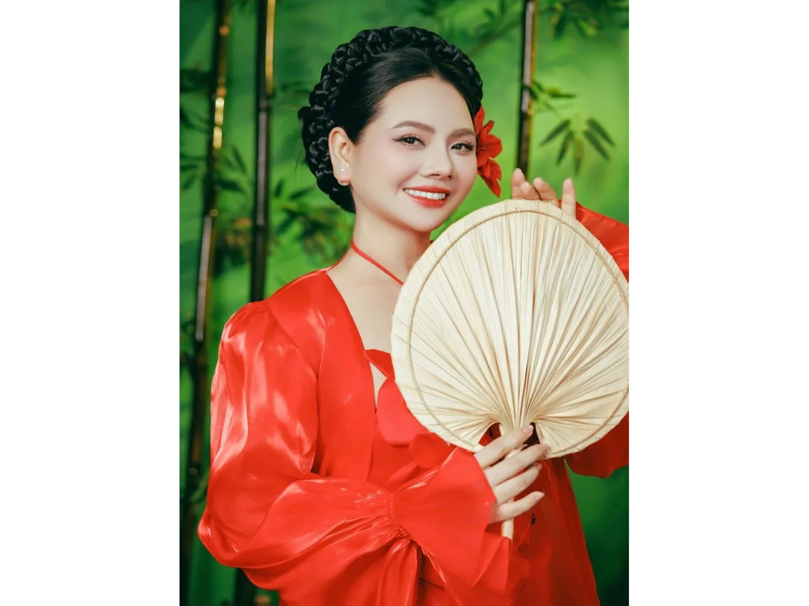 Major and singer Luong Nguyet Anh reveals her life at age 36