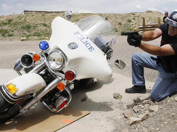 Police pull over Colorado driver who fixed tail light with red sports drink bottle
