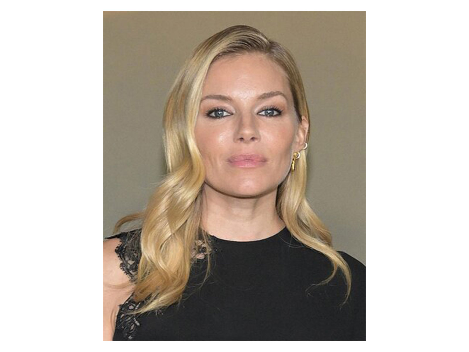 Sienna Miller is a 'bohemian' breastfeeder
