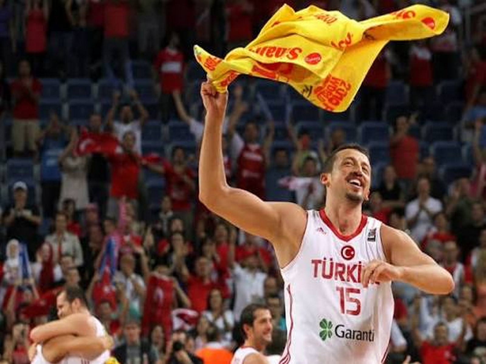 Basketball legend Turkoglu to visit Doha