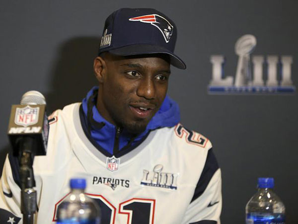Former New England Patriots safety Duron Harmon found out about trade during tooth extraction: 'Call me back'