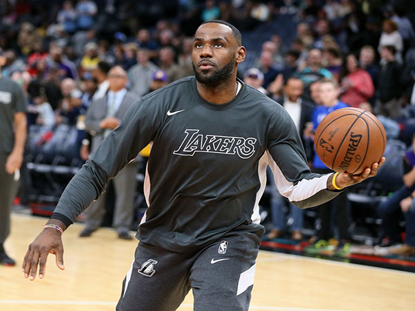 LeBron James fumes after ESPN analyst Jay Williams compares him to this ex-NBA player