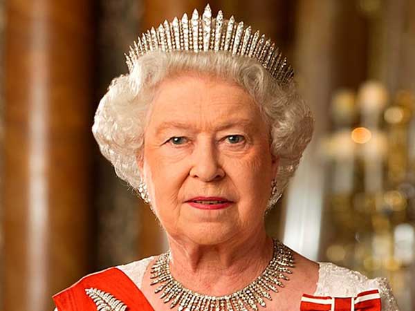 Queen Elizabeth, Prince Philip change Christmas plans amid pandemic
