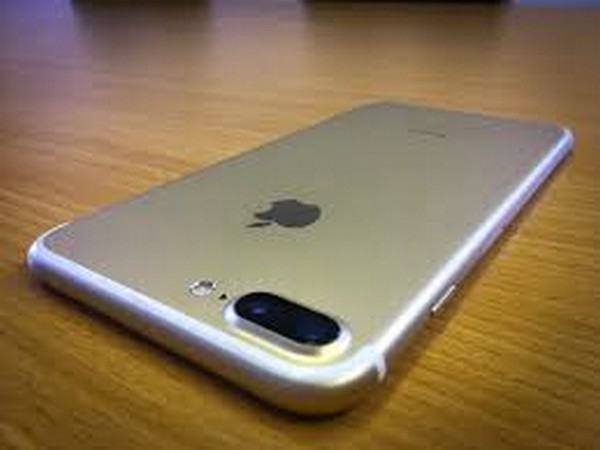 iPhone price in UAE cheapest in the region