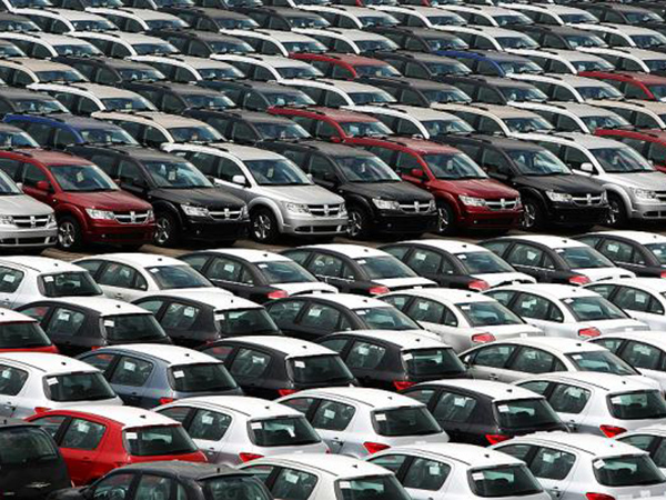 Auto industry comes under fire in Senate