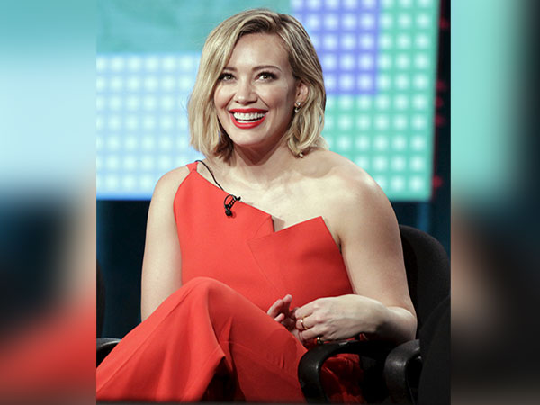 Hilary Duff announces she's pregnant with third child
