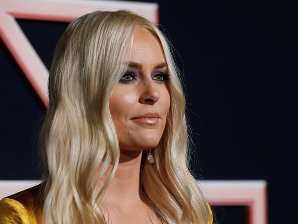 Lindsey Vonn defends herself against body shamers after posting swimsuit pics: 'I'm a normal person'
