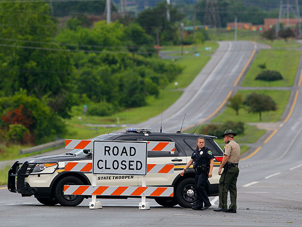 Girl, 7, driver killed in school bus crash in Tennessee, several hurt