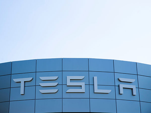 Tesla sees mixed picture in California ahead of Q3 earnings