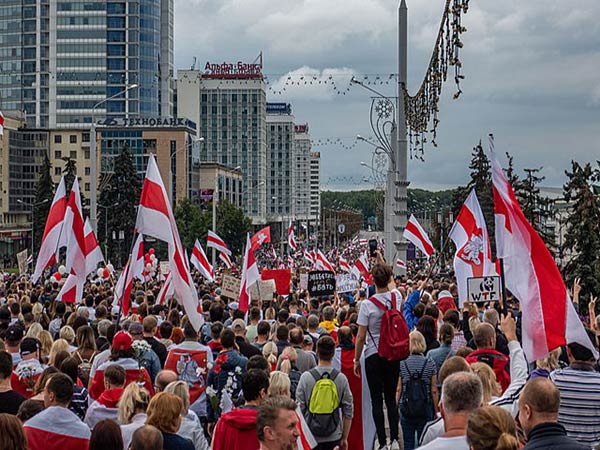 Belarusian human rights activists report over 500 election-related criminal cases