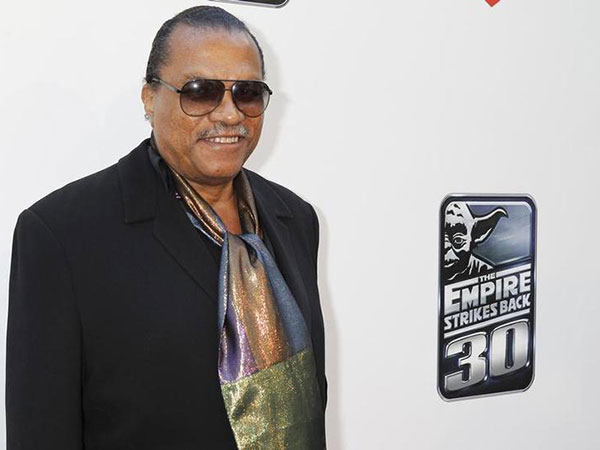 'Star Wars' star Billy Dee Williams refers to self as 'feminine as well as masculine'