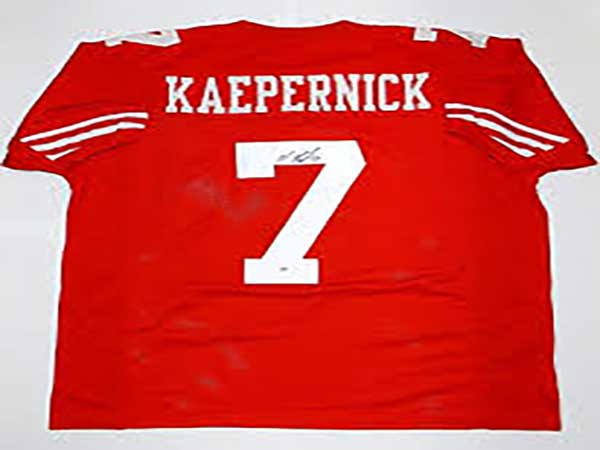 Navy SEAL Museum used Colin Kaepernick jersey as prop in K-9 demonstration last year, video shows