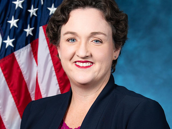 House Dem criticizes her own party for shoving 'wish list' stimulus package: 'It's not a good look'