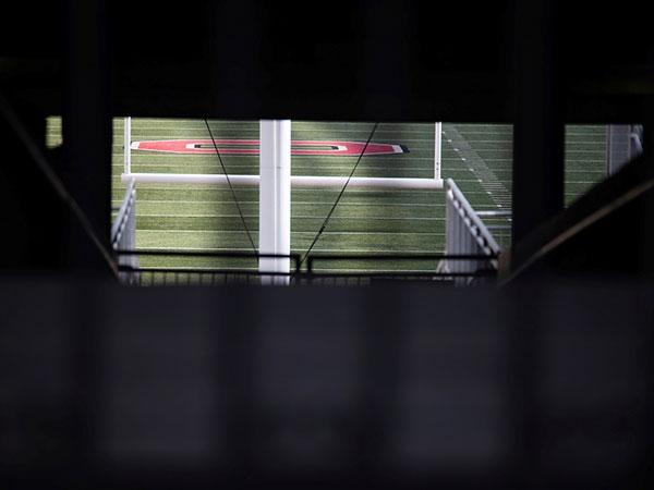 Big Ten presidents voted 11-3 to cancel fall football season