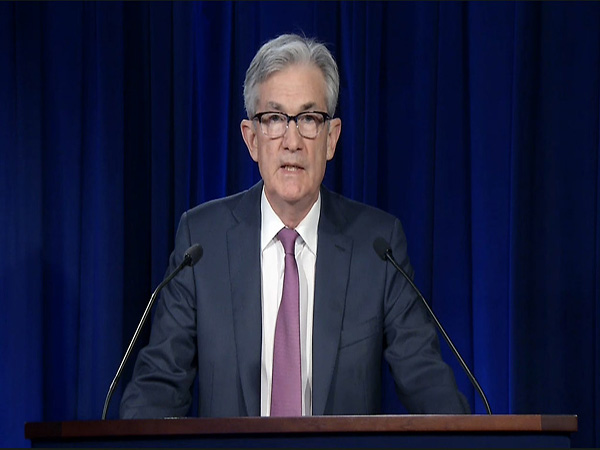 Fed chairman comments send stock futures higher to start the week