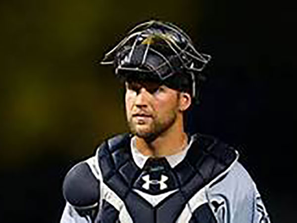 Rays catcher Kevan Smith reveals he's got weird looks for wearing mask while in Florida
