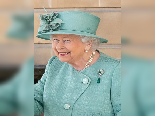 Queen Elizabeth once avoided a controversial palace guest by hiding in a bush, filmmaker says