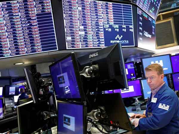 Trump retaliates against China with tariff hike; stocks sell off