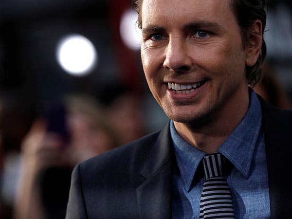 Dax Shepard says he's 'really, really grateful' for fans' support after revealing relapse
