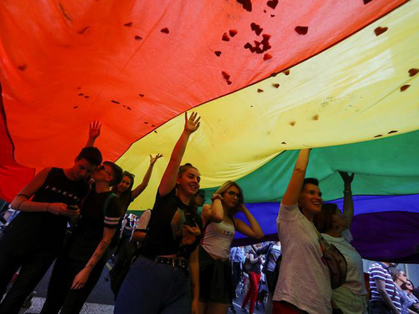Here's where the parties stand on LGBTQ issues
