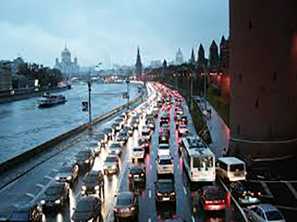 Monday morning traffic clog Dubai-Sharjah roads