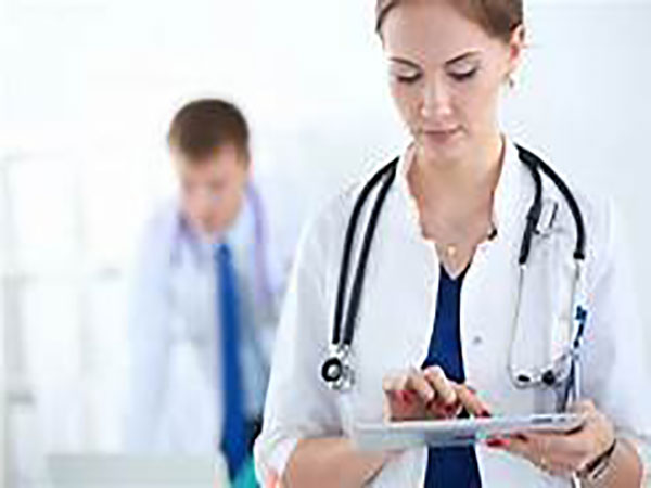 Nurses, doctors feel strain as virus races through Arizona