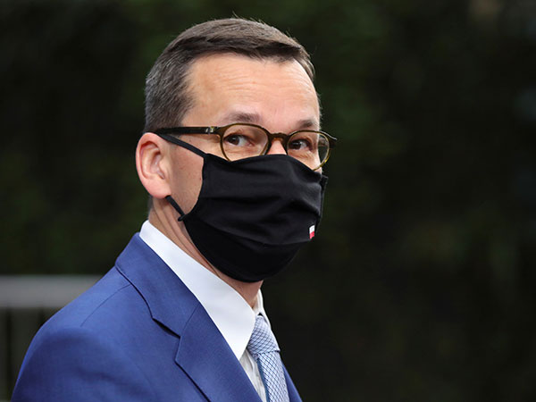 Hungary and Poland maintain united front blocking EU COVID-19 recovery fund