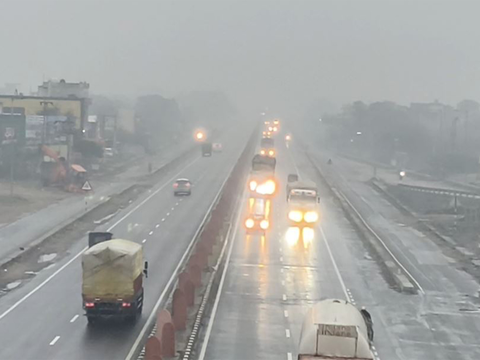 Foggy mornings, light rain expected as weather turns unstable