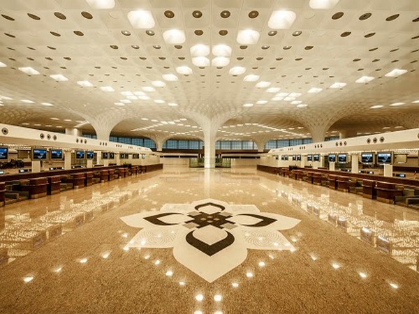Ahmed bin Saeed opens Airport Show 2024 in Dubai, Dubai Civil Aviation Authority
