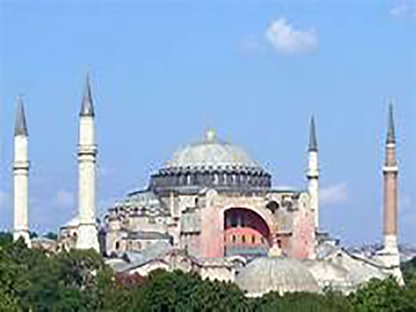 Hagia Sophia Museum: Court to rule if Istanbul landmark should be a mosque again