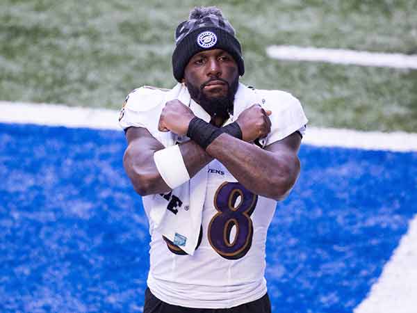 Ravens' Dez Bryant scratched for Cowboys game after positive COVID-19 test, launches Twitter rant