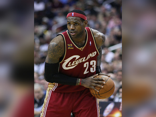 UFC star Colby Covington rips into LeBron James, sarcastically congratulates star on NBA title win