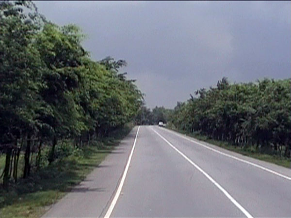 15km tailback on Dhaka-Tangail highway