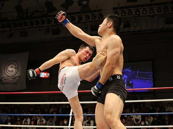 Aung La Nsang plans to fight three or four matches next year