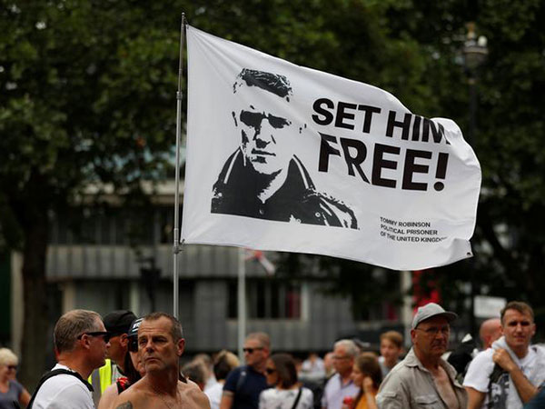Supporters and detractors of jailed UK far-right activist Tommy Robinson to protest in London