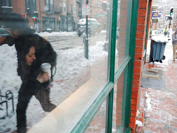 Deadly winter storm takes aim at Northeast, snow expected as holiday travel delays pile up