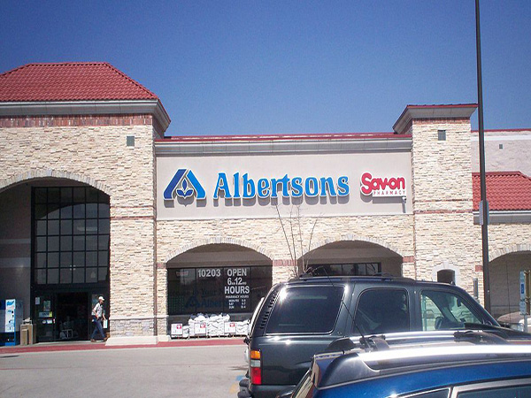 Albertsons testing out self-serve pickup lockers for online orders