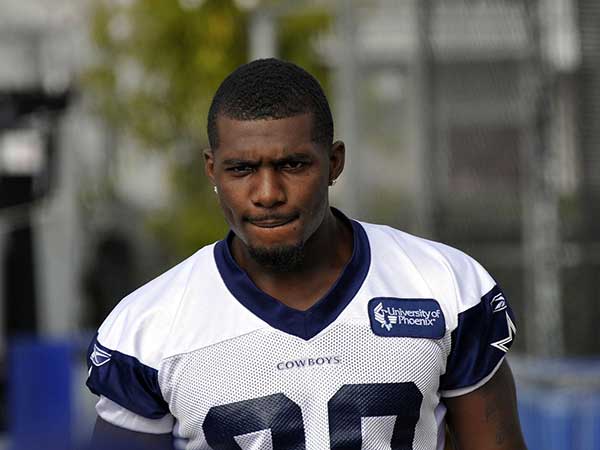 Ravens' Dez Bryant quits season, backtracks after COVID-19 positive case: 'I'm being smart'