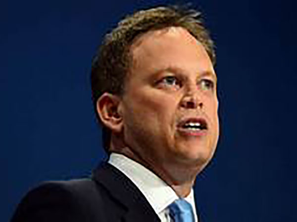 Confusion over UK 'travel corridor' plans as quarantine exemption list delayed