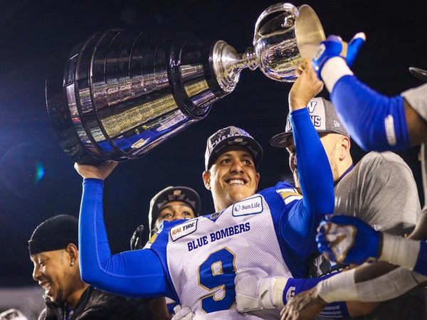 After breaking Grey Cup, Winnipeg Blue Bombers find redemption after player saves trophy from burning hotel