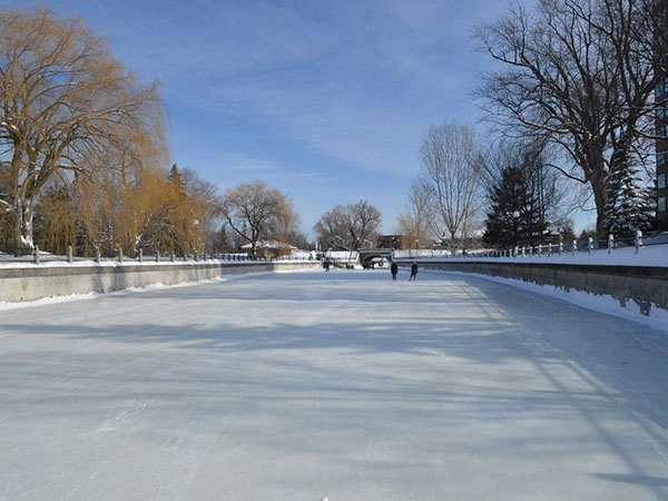 Rideau Canal Skateway opens for winter