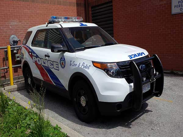 2-year-old boy dies after fall from North York apartment building