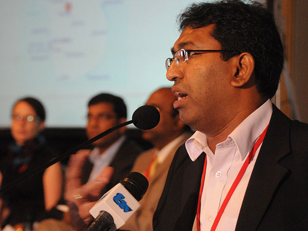 Minister Harsha de Silva resigns from post
