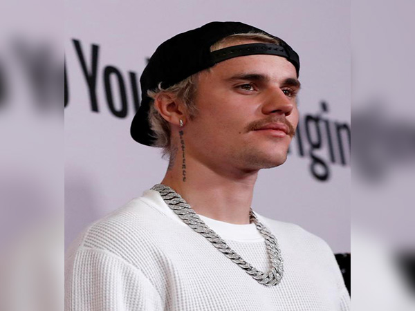 Justin Bieber's Changes beats Elvis Presley's 60-year record