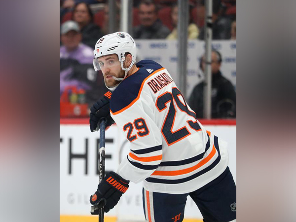 Draisaitl nets 2 power-play goals to lift Oilers over Canucks
