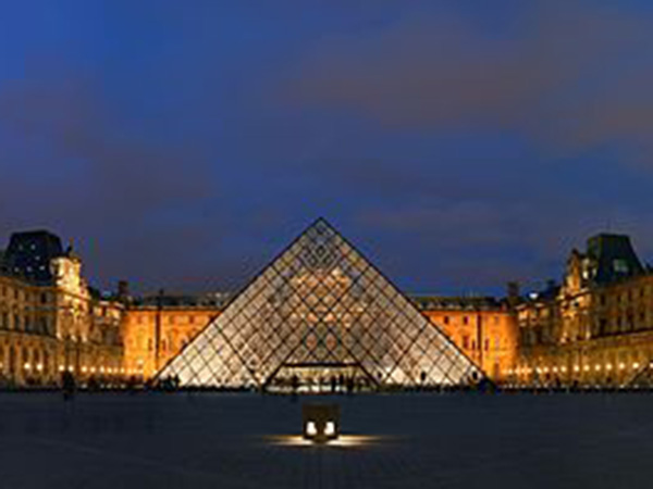 Louvre museum: Paris landmark reopens for the first time since coronavirus lockdown
