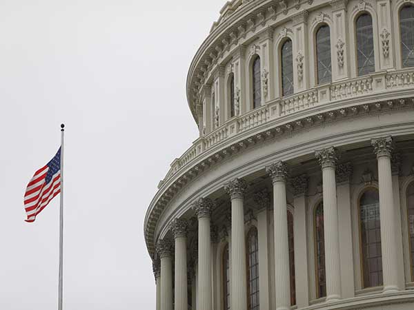 House fails to reach deal on coronavirus but is debating ceiling fan bill