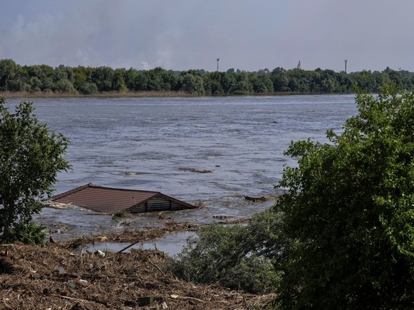Ukrainians face homelessness, disease risk as floods crest from burst dam