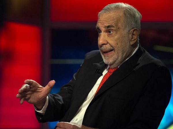 Carl Icahn warns it's 'extremely dangerous' to own shares in Occidental Petroleum, the oil giant he owns a big stake in