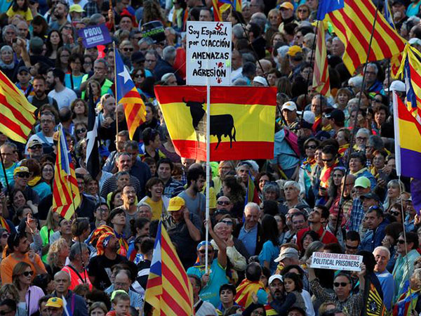 More protests in Barcelona after separatist leaders jailed